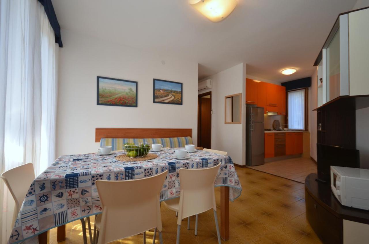 Appartamenti Narcisi Bibione Buitenkant foto